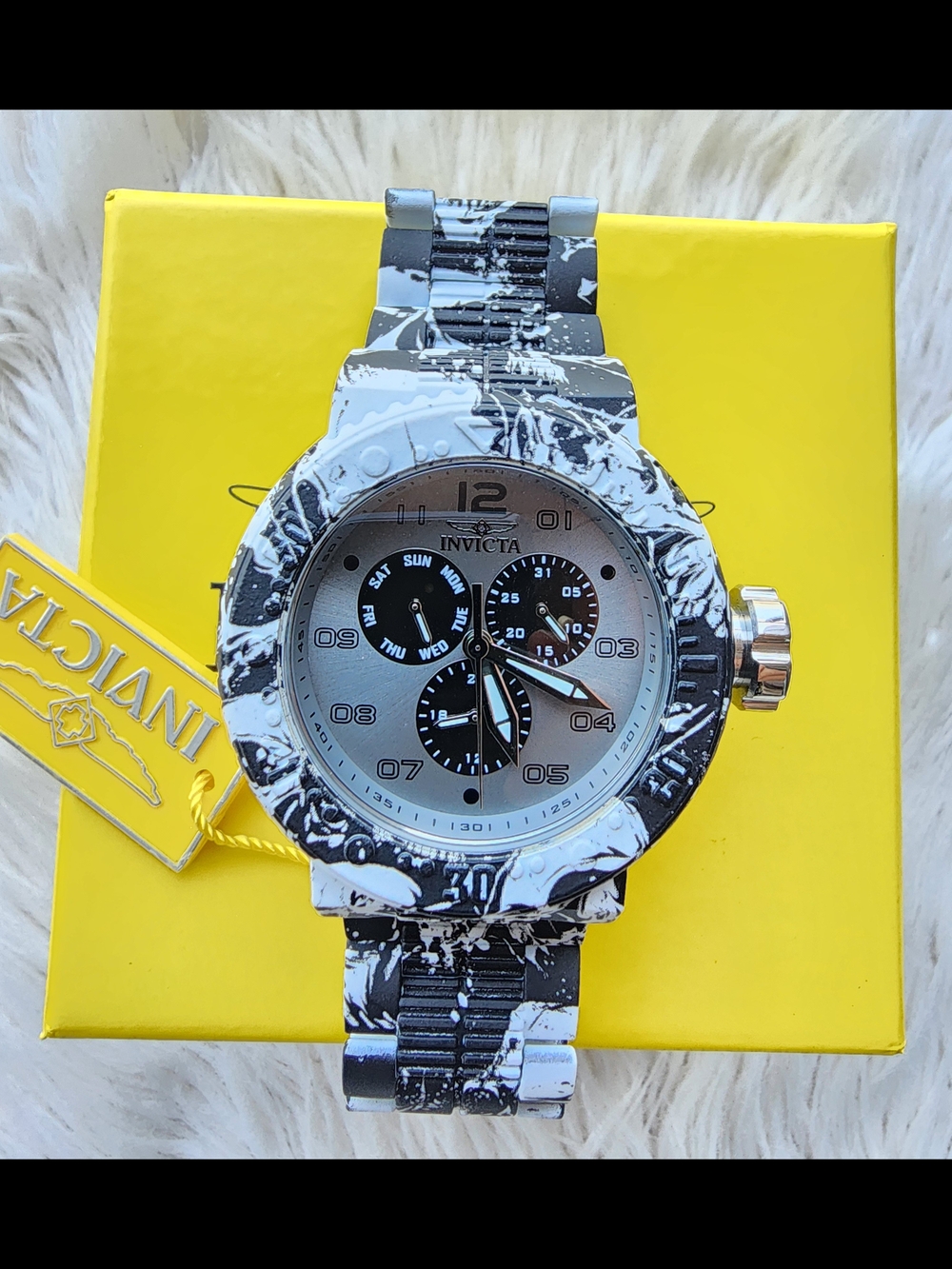 💀Invicta Marble-Pattern Chronograph Watch - Black & White Original Brand New